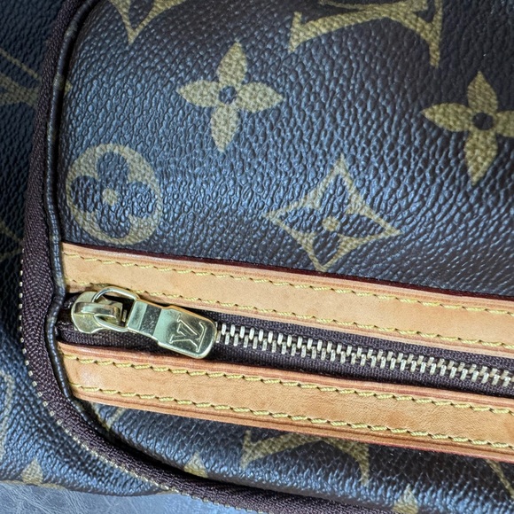 Authentic Louis Vuitton Bosphore backpack - Picture 10 of 13
